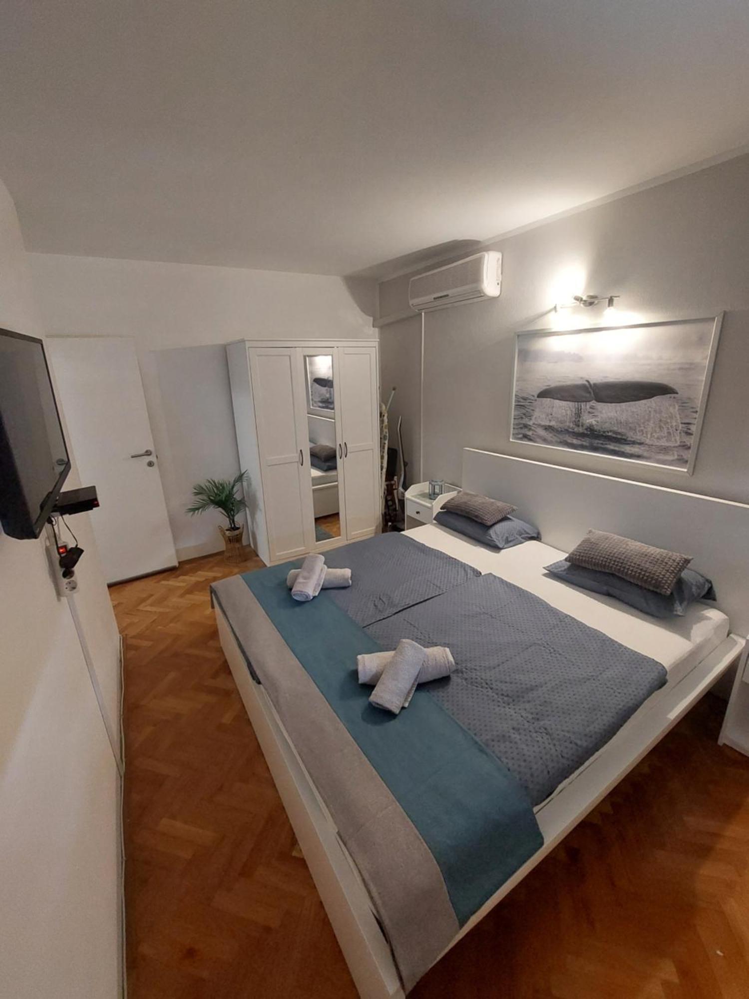 Appartment Mia Krk Town Eksteriør bilde